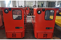 CTY5噸礦用湘潭電機車發往上海